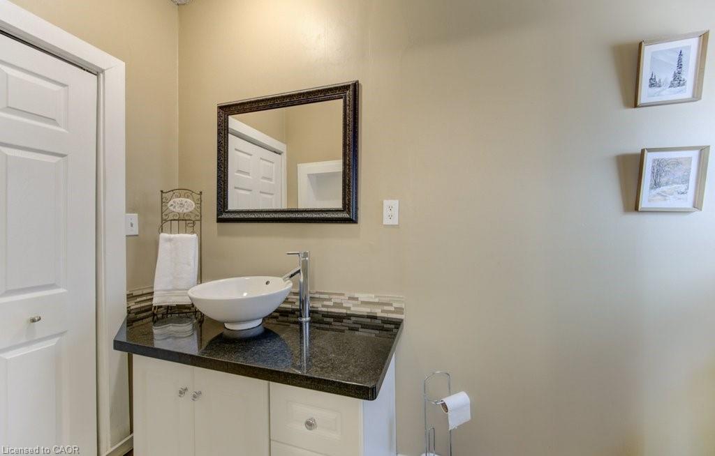 271 London Road W Property Photo 14