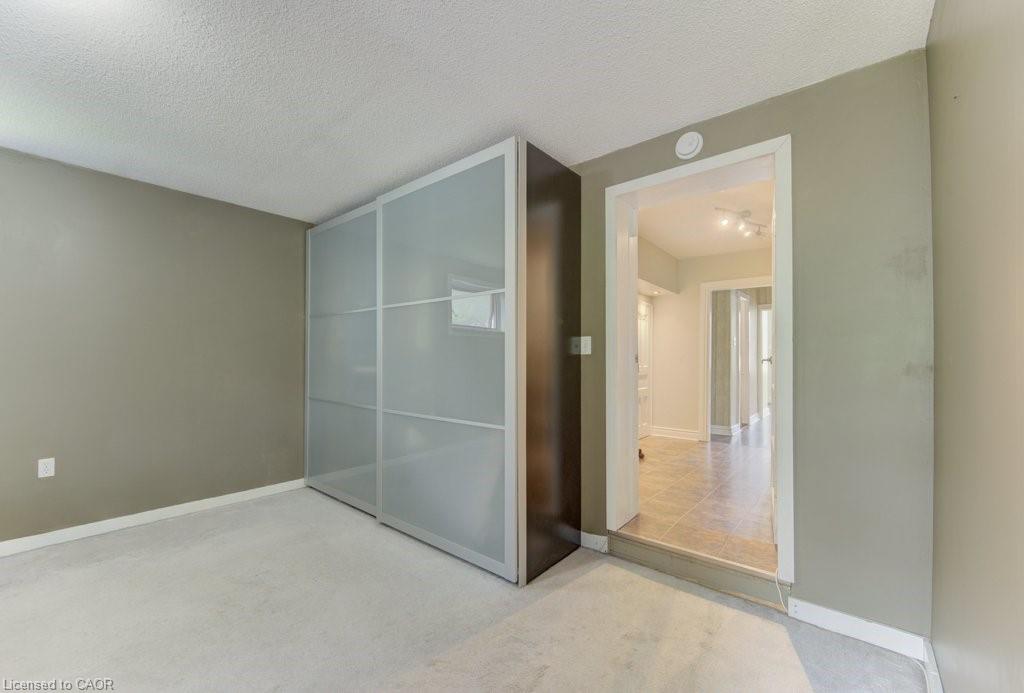 271 London Road W Property Photo 17