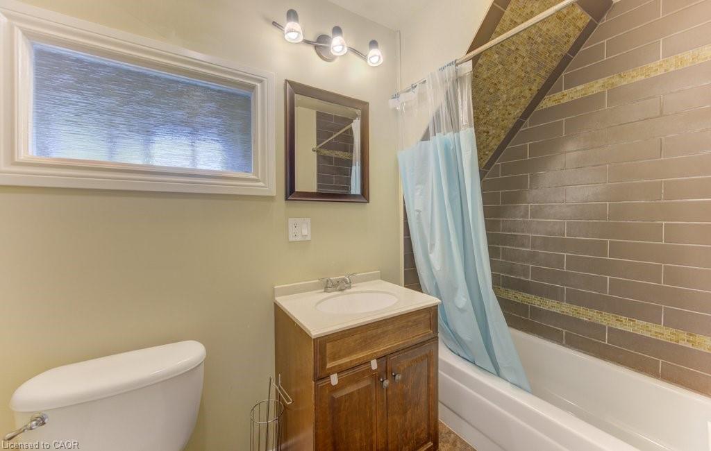 271 London Road W Property Photo 23