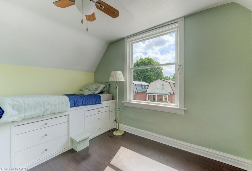 271 London Road W Property Photo 26