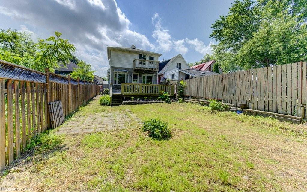 271 London Road W Property Photo 27