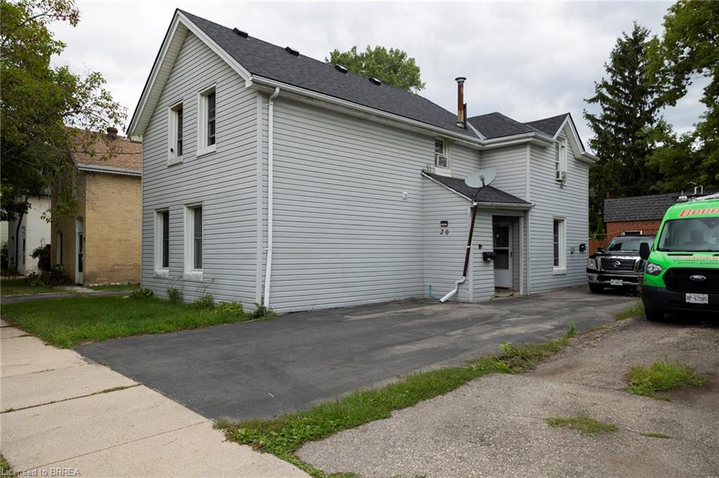 20 Superior Street Property Photo 2