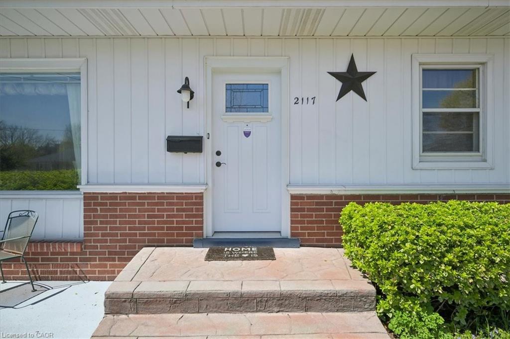2117 Edinburgh Drive Property Photo 5