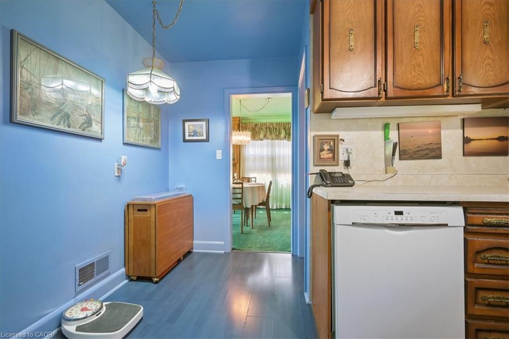 2117 Edinburgh Drive Property Photo 18