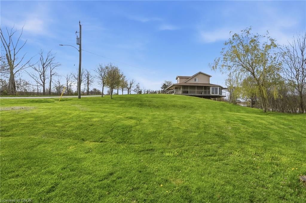 111 Erie Street Property Photo 34