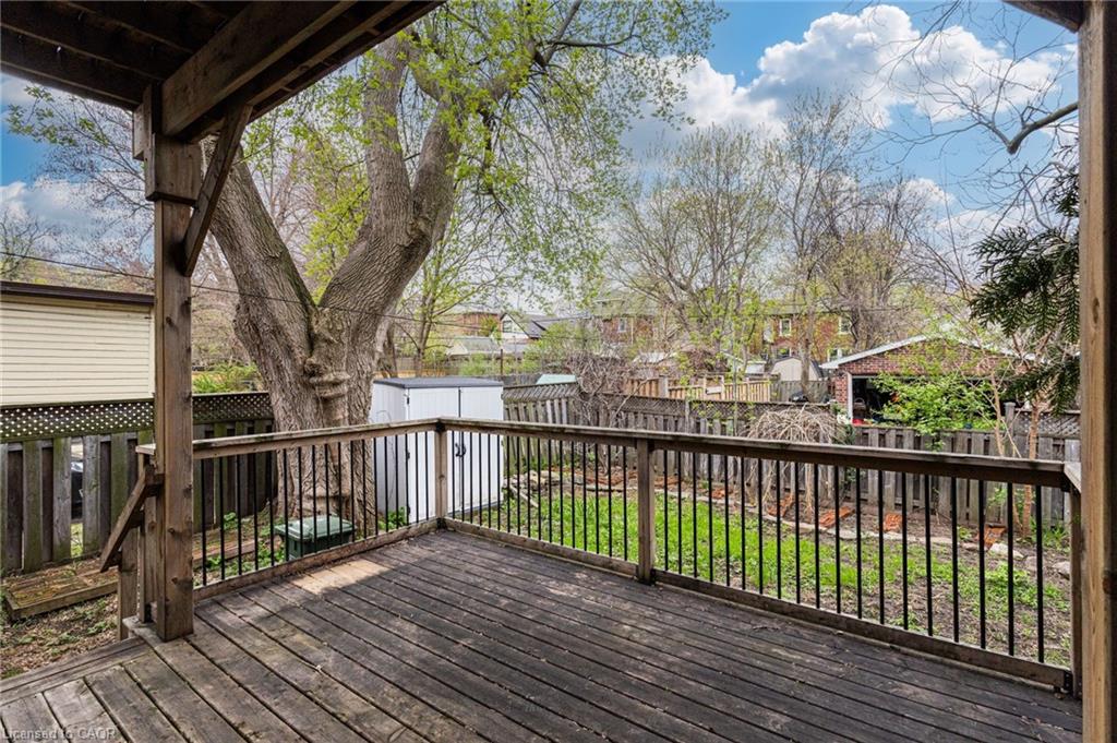 42 Erie Avenue Property Photo 30