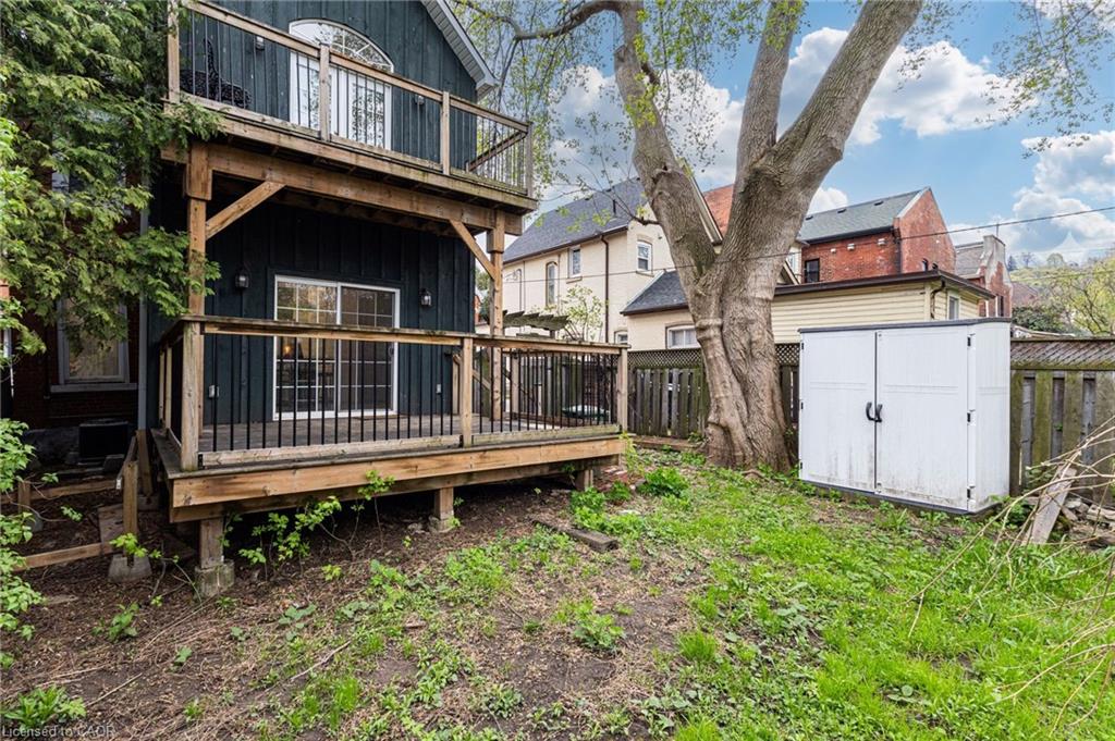 42 Erie Avenue Property Photo 34