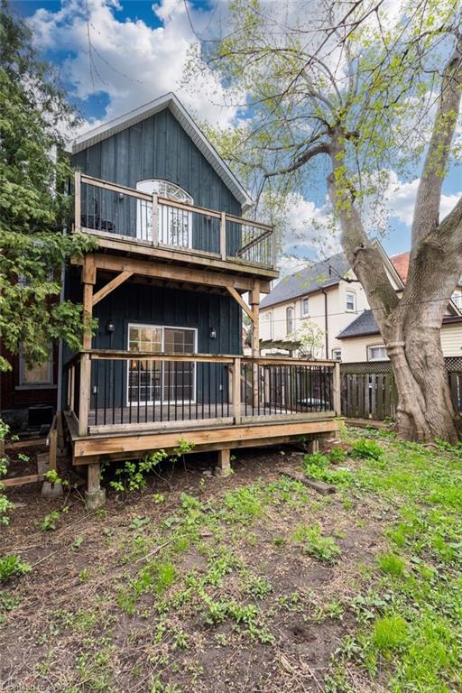 42 Erie Avenue Property Photo 35