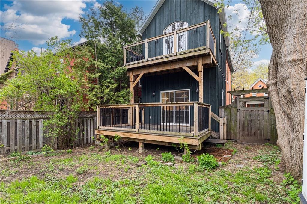 42 Erie Avenue Property Photo 36