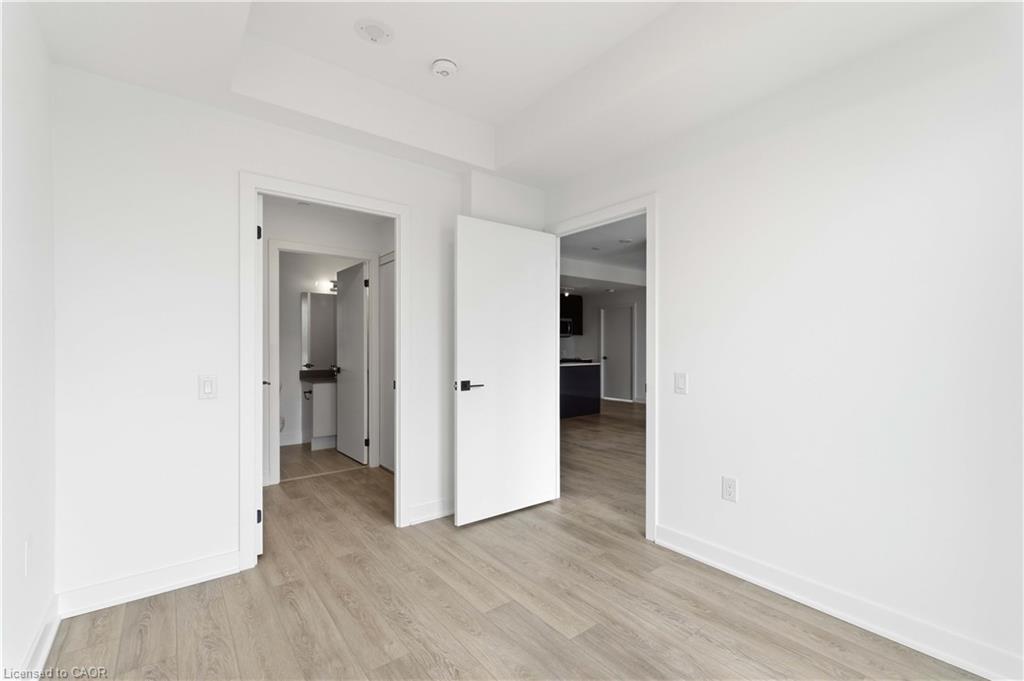 1017-2782 Barton Street E Property Photo 17