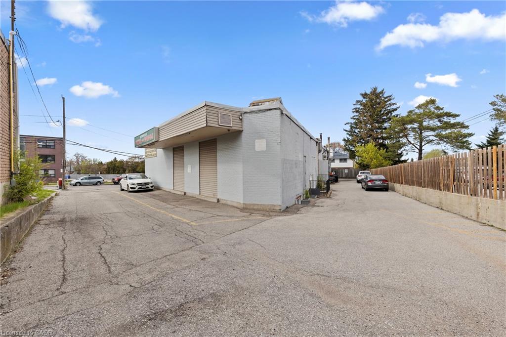 125 Gailmont Drive Property Photo 7