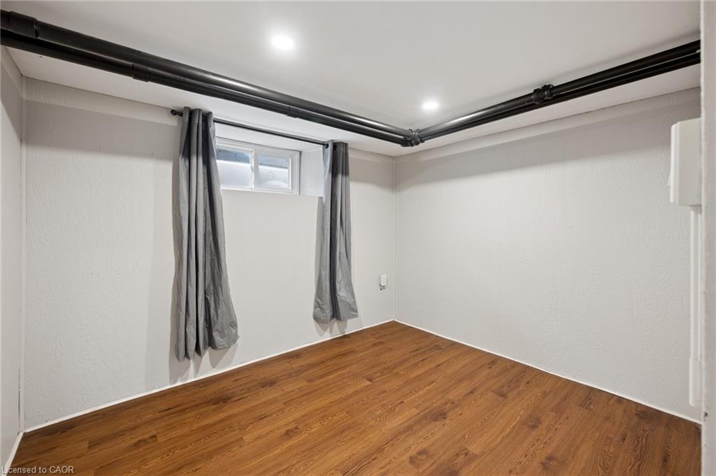 22 Dellroy Avenue Property Photo 24