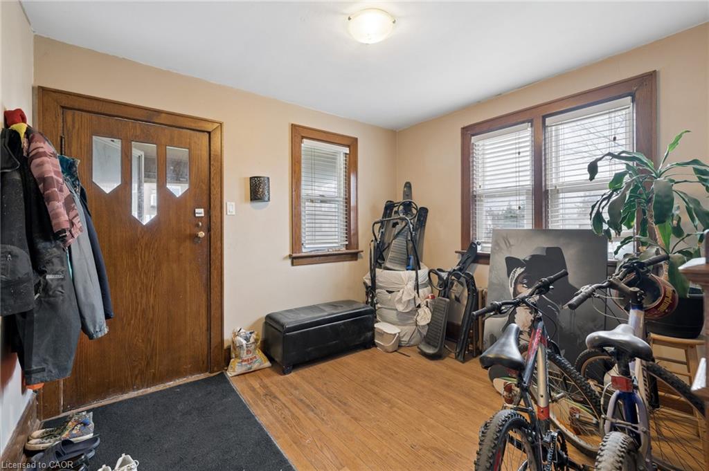 22 Dellroy Avenue Property Photo 26