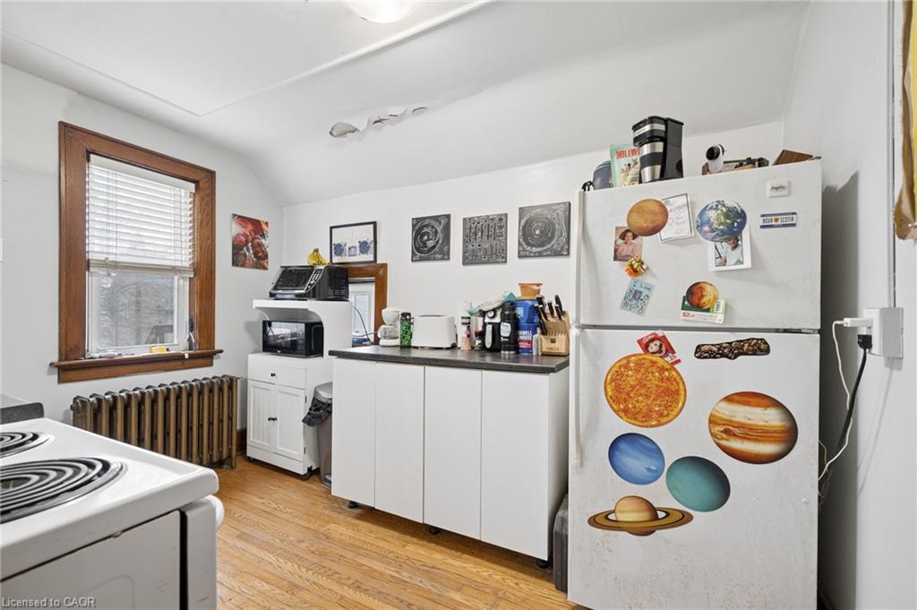 22 Dellroy Avenue Property Photo 33