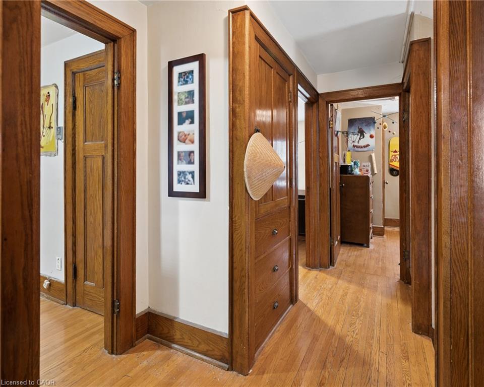 22 Dellroy Avenue Property Photo 35
