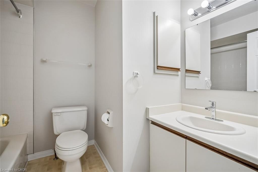 30-5255 Lakeshore Road Property Photo 18