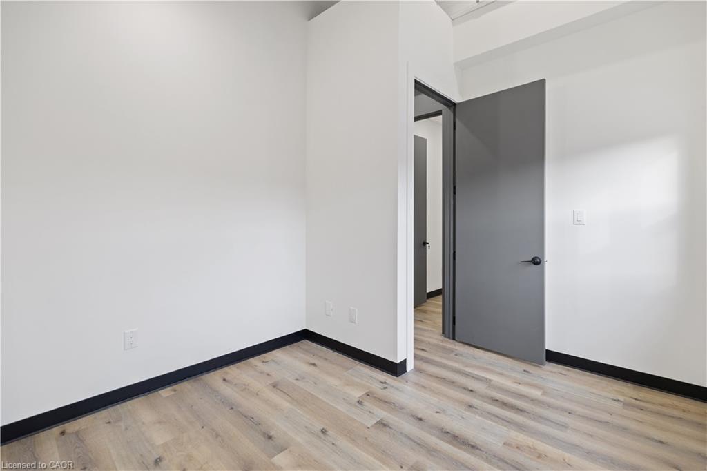 134 London Street S Property Photo 19