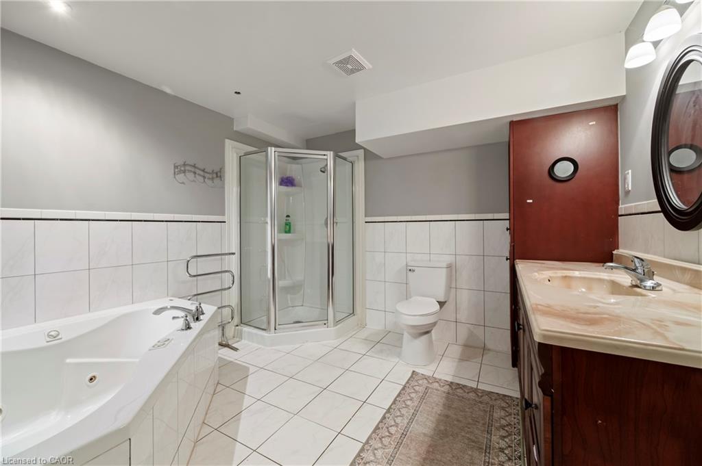 45-2737 King Street E Property Photo 26