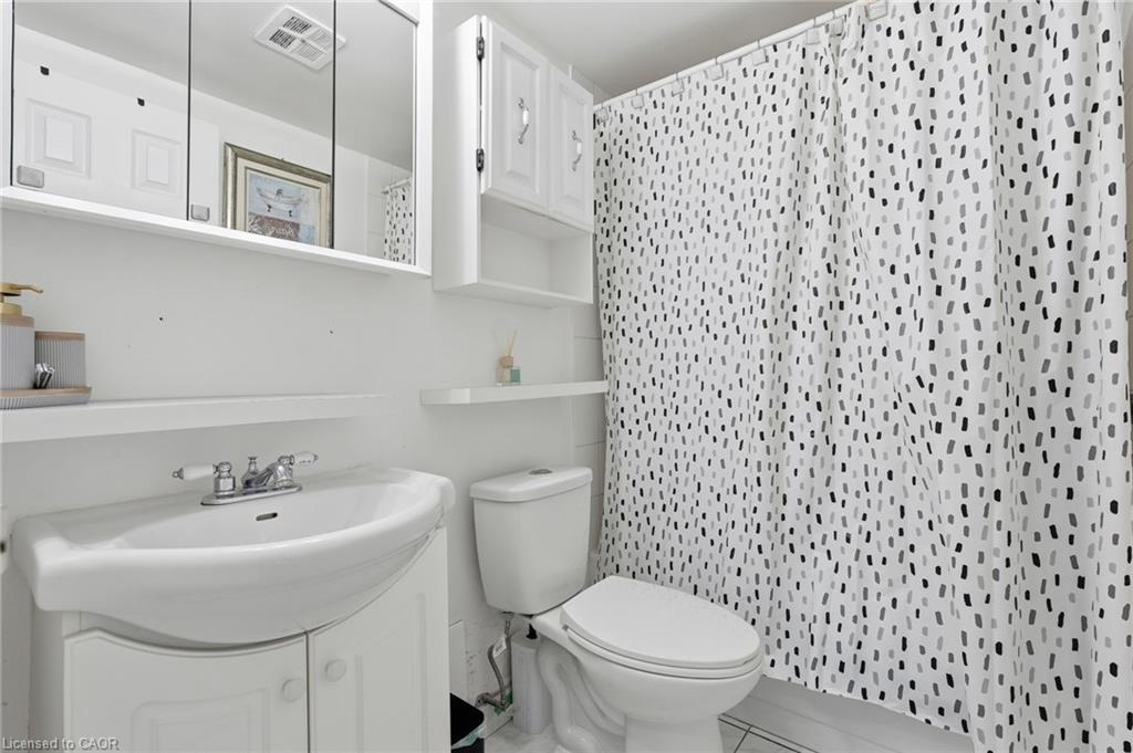 506-640 West Street Property Photo 13