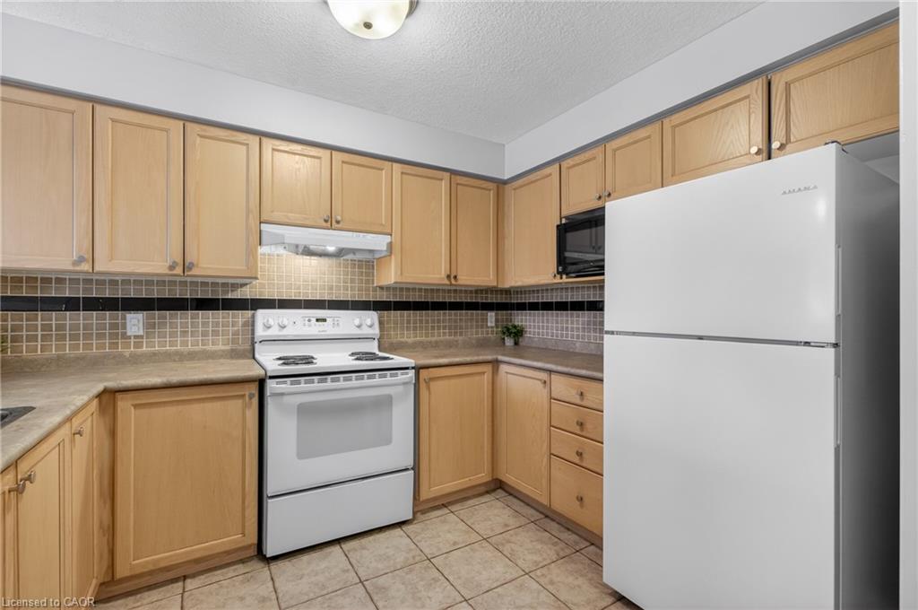 12 Ferncliffe Street Property Photo 20