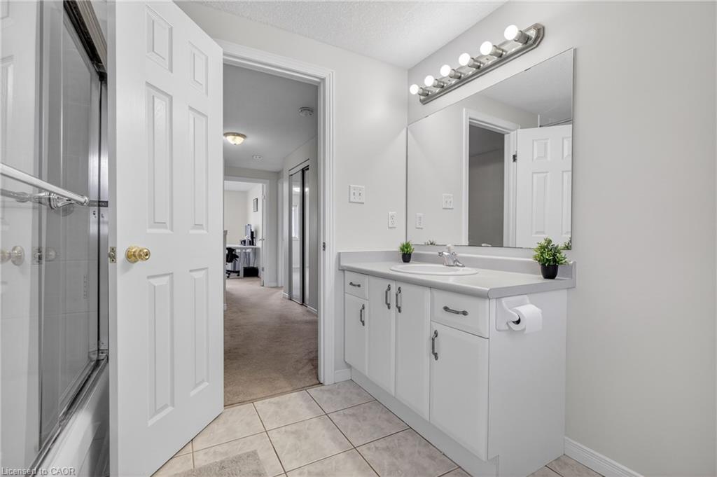 12 Ferncliffe Street Property Photo 32