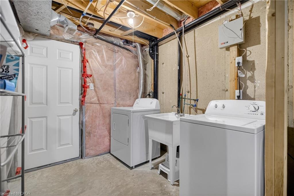 12 Ferncliffe Street Property Photo 37