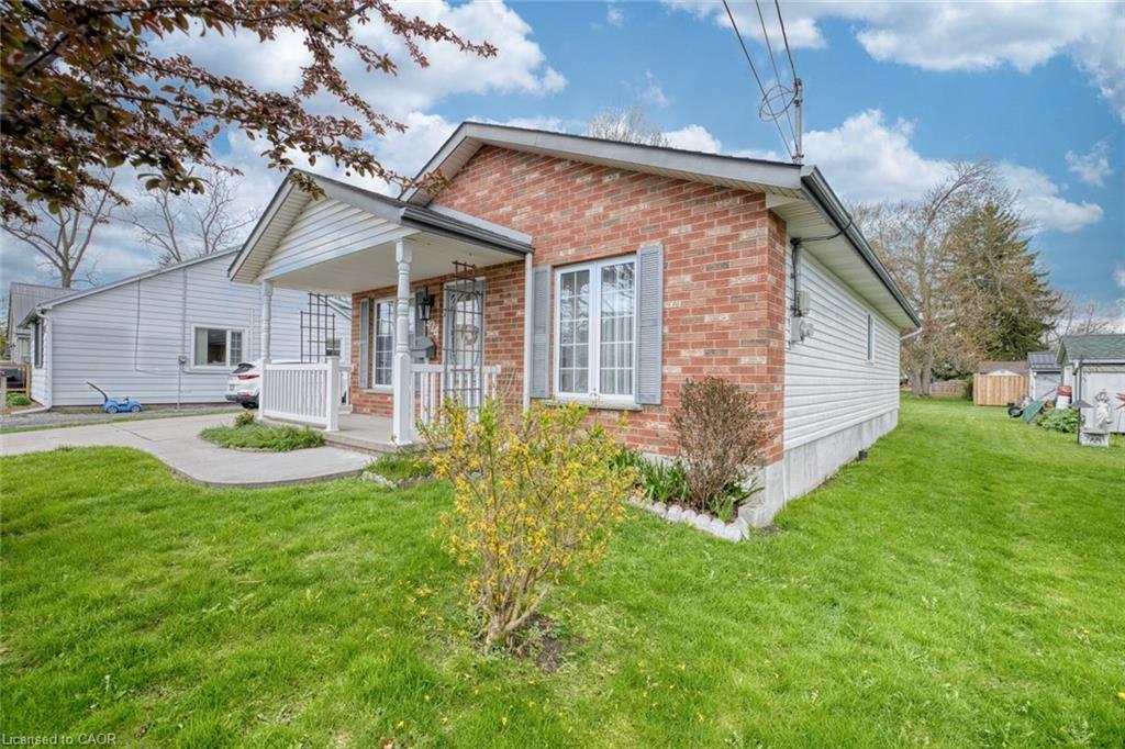 424 John Street Property Photo 4