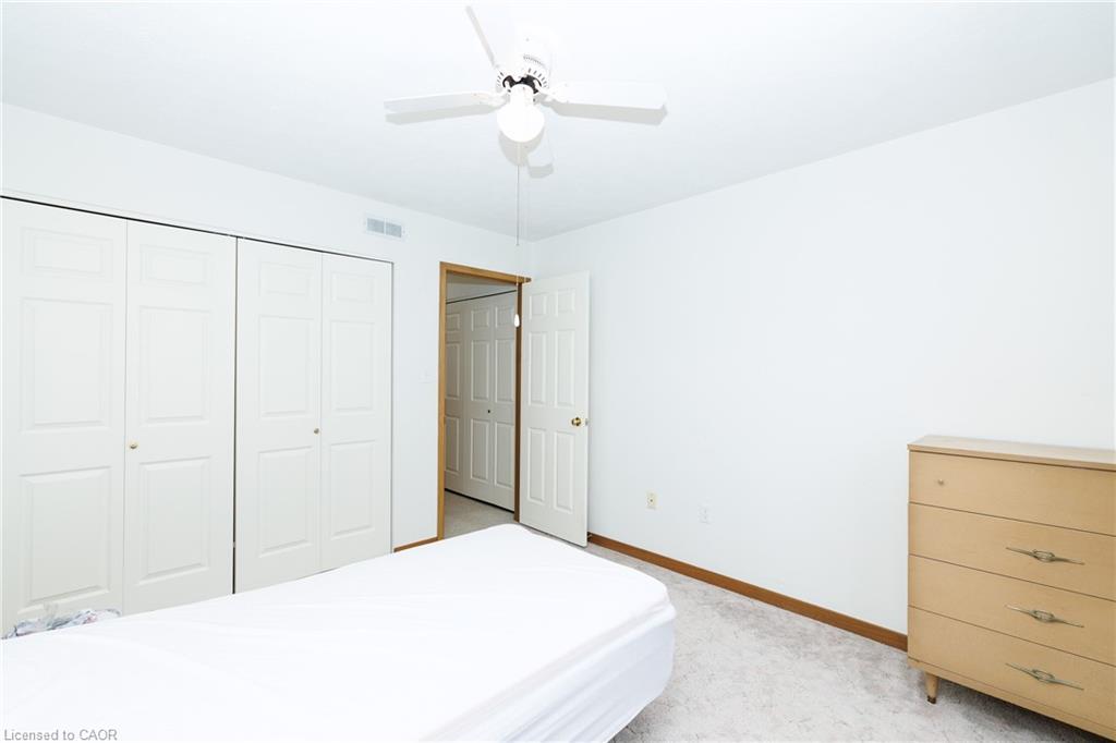 424 John Street Property Photo 15