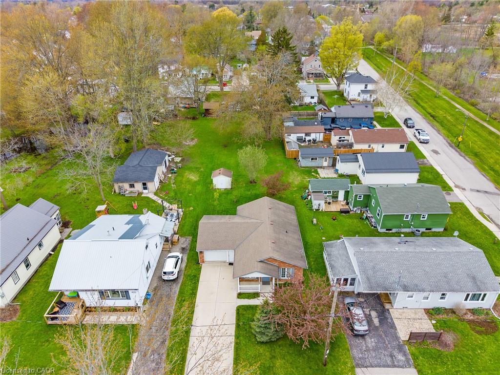 424 John Street Property Photo 27