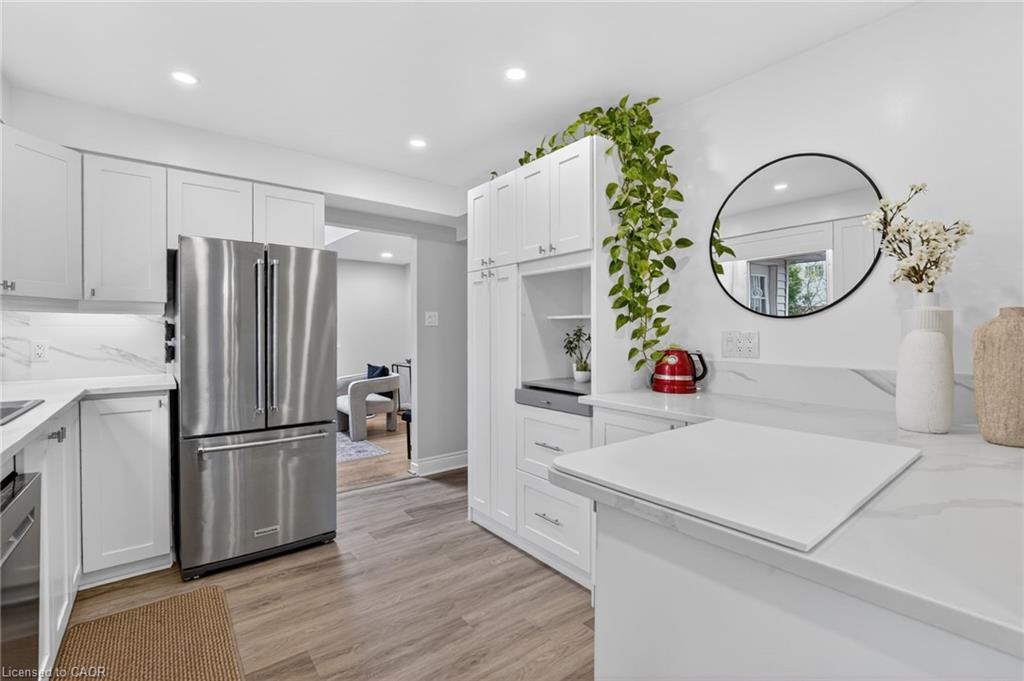 153 Chalmers Street Property Photo 13