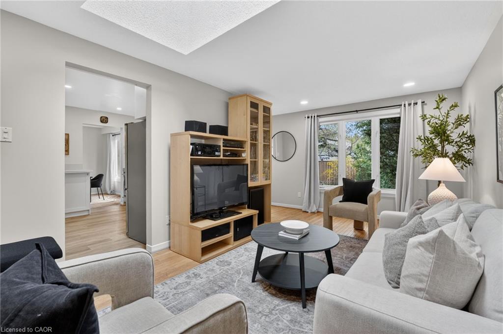 153 Chalmers Street Property Photo 19