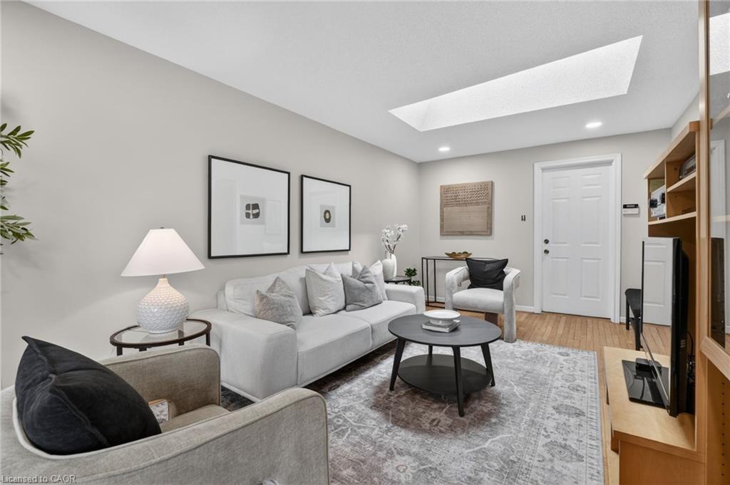 153 Chalmers Street Property Photo 20
