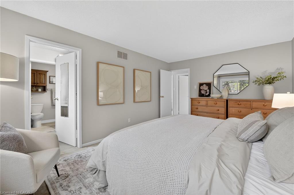 153 Chalmers Street Property Photo 29