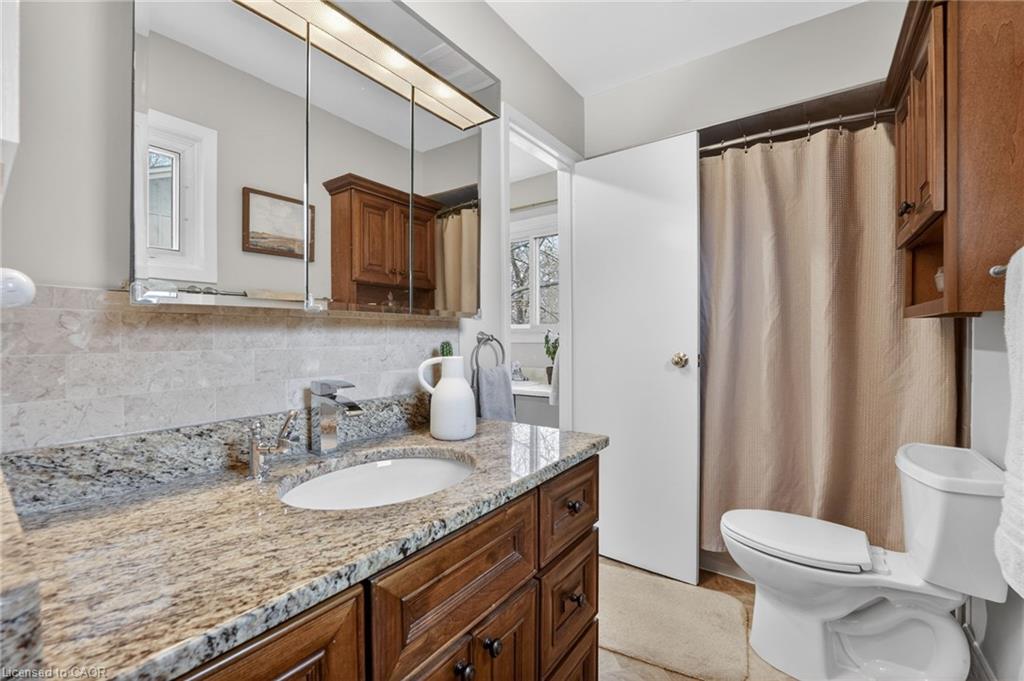 153 Chalmers Street Property Photo 32