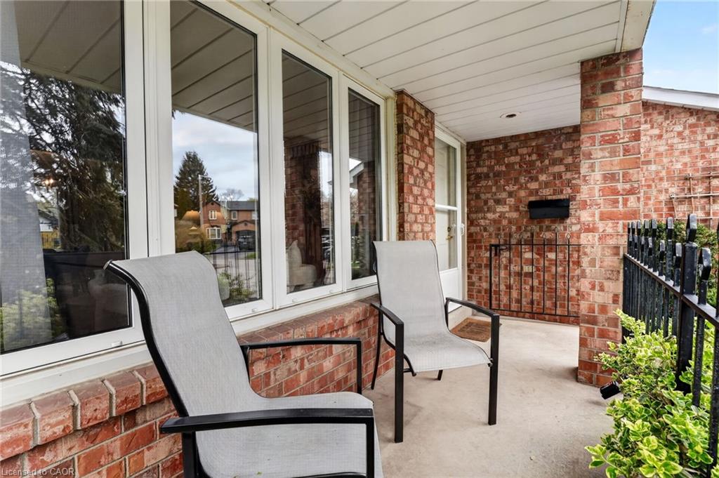 153 Chalmers Street Property Photo 33