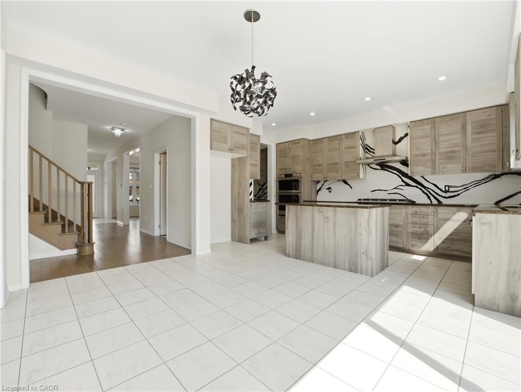 59 July Avenue Property Photo 7
