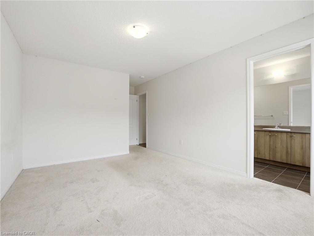 59 July Avenue Property Photo 27