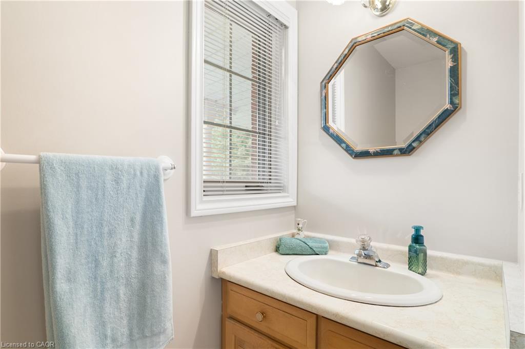 5445 Fifth Line Property Photo 19