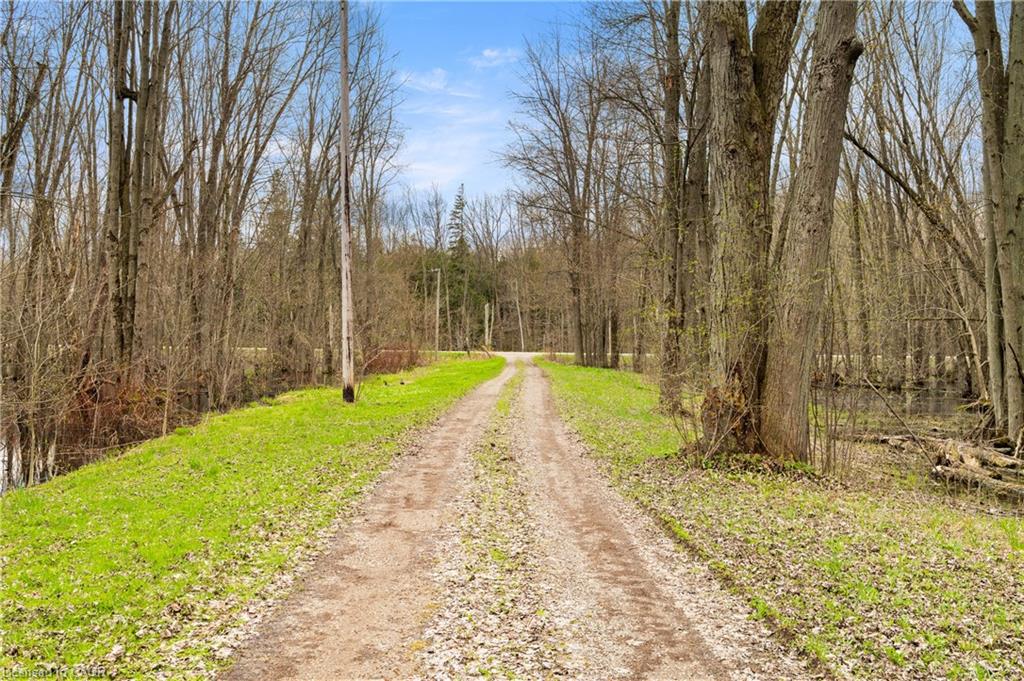 5445 Fifth Line Property Photo 35