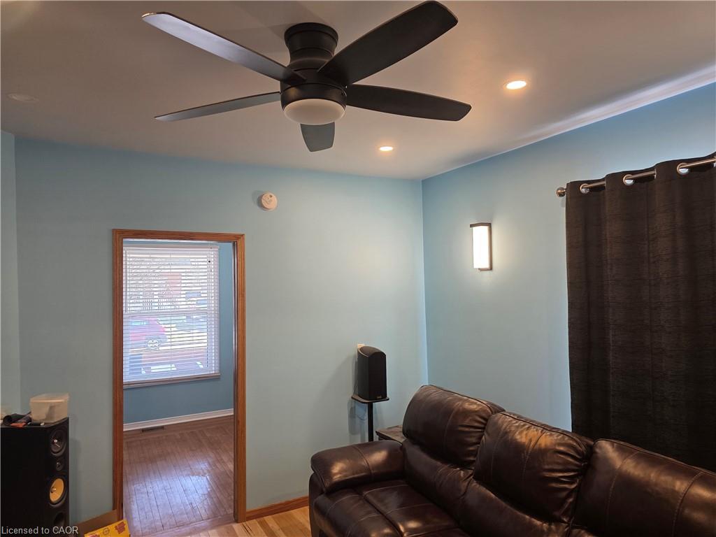 182 Marlborough Street Property Photo 8
