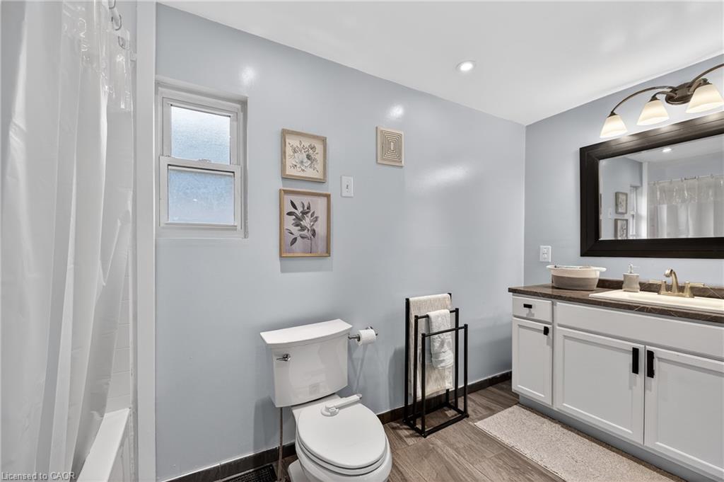 73 Avondale Street Property Photo 21