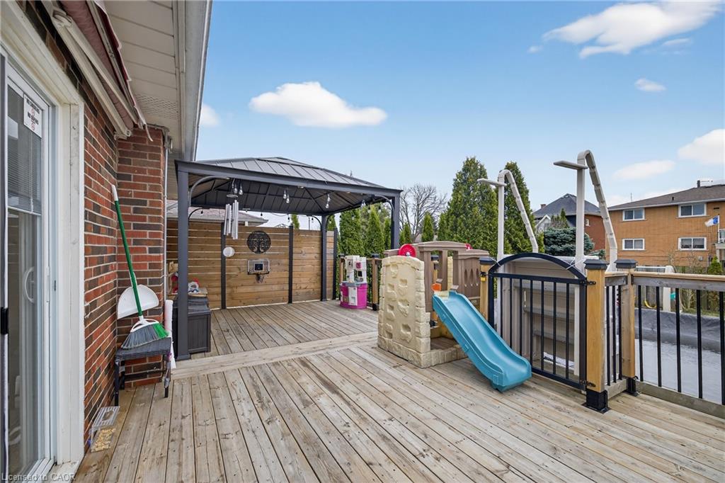 73 Avondale Street Property Photo 30