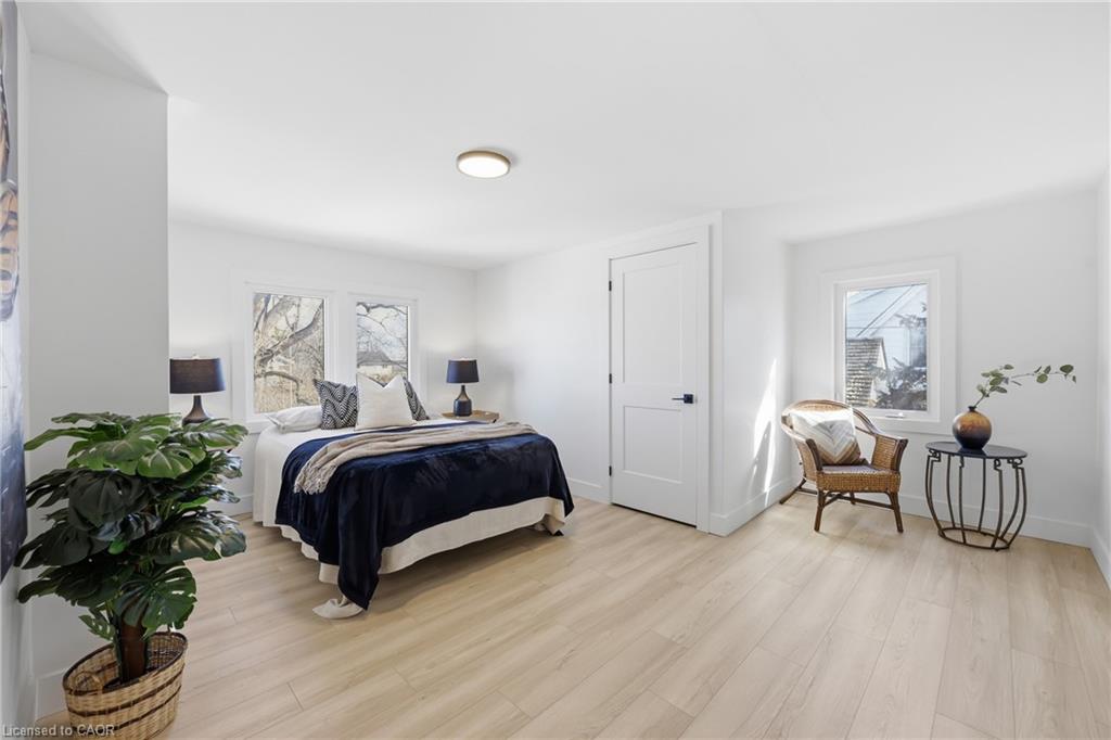 74 Freelton Road Property Photo 14