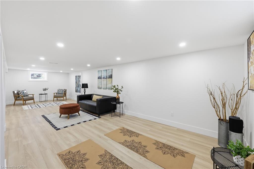 74 Freelton Road Property Photo 21