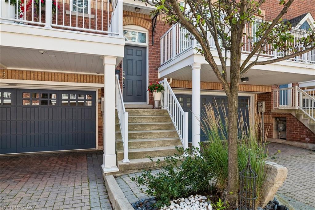 3-120 Bronte Road Property Photo 1