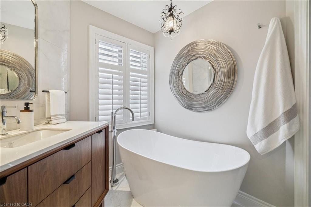 3-120 Bronte Road Property Photo 28