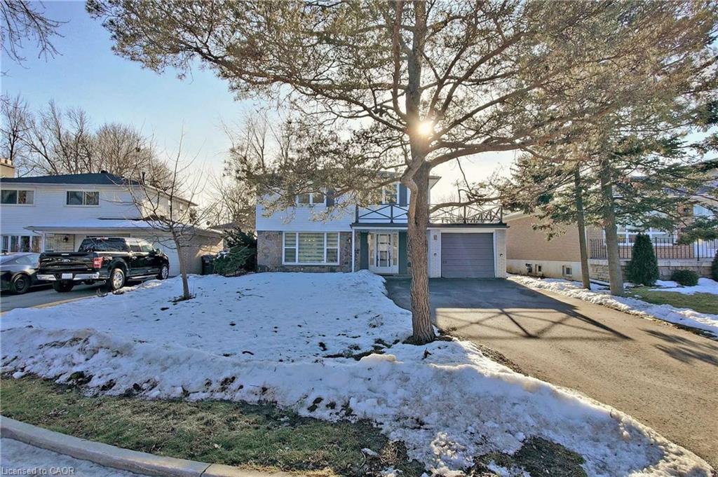 5 Norval Crescent Property Photo 2