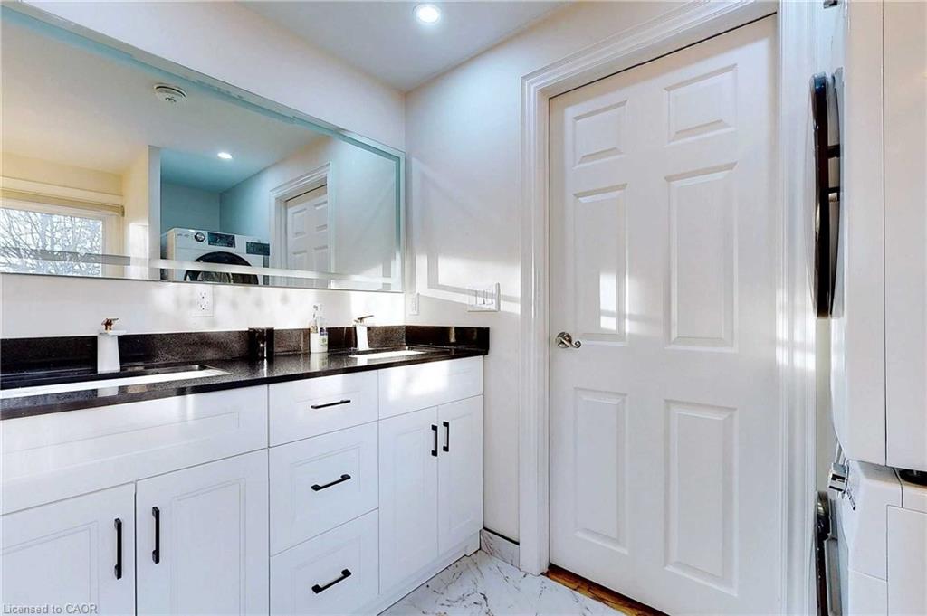 5 Norval Crescent Property Photo 21