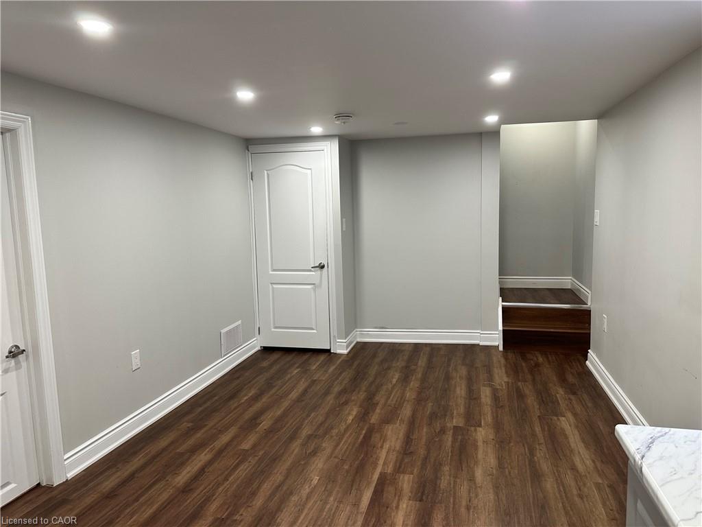 5 Norval Crescent Property Photo 34