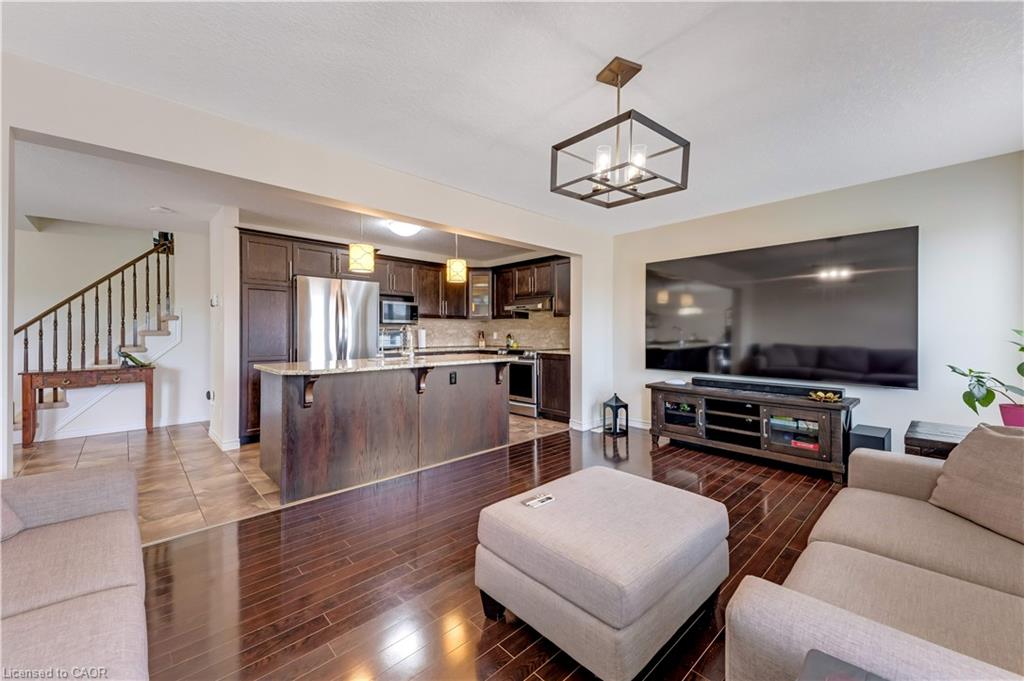 109 Robert Simone Way Property Photo 11